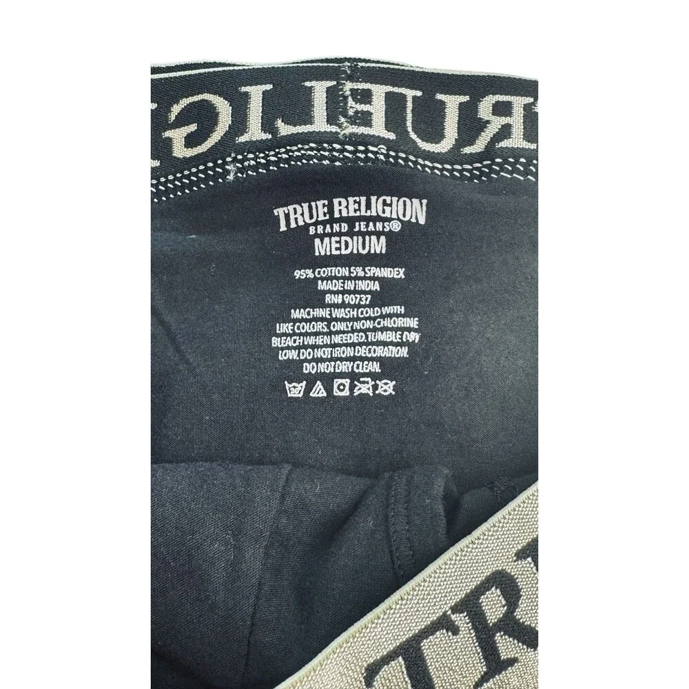 8 Men’s Assorted Apparel: True Religion Tees [4]& Wonderwear Boxers[4]